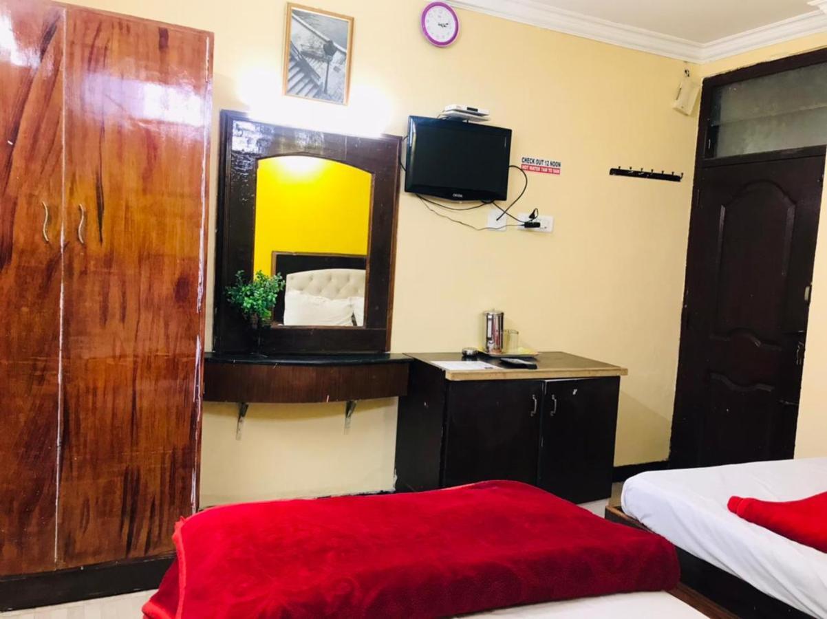 Hotel Mystique Inn ウーティ エクステリア 写真