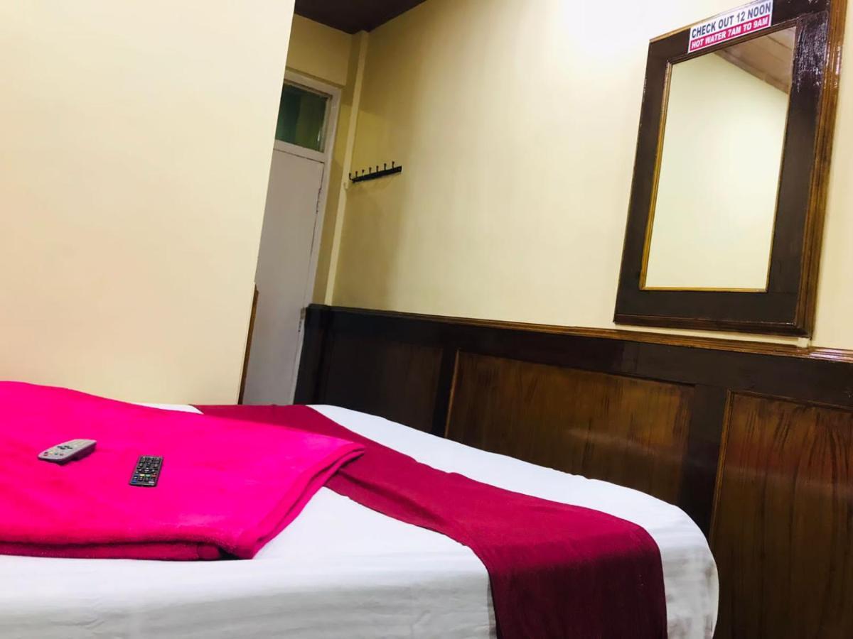 Hotel Mystique Inn ウーティ エクステリア 写真